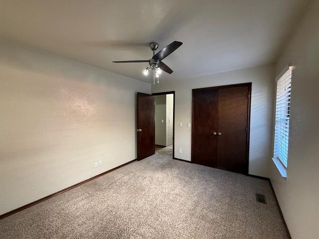 18509 Chestnut Oak Drive, Edmond, OK 73012