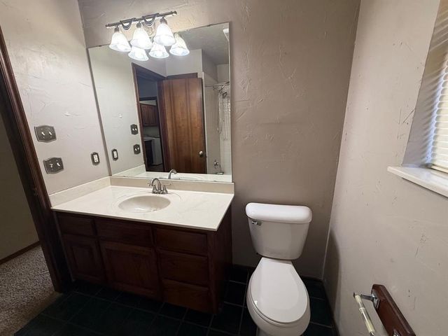 18509 Chestnut Oak Drive, Edmond, OK 73012