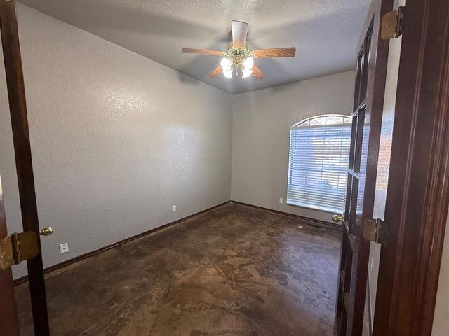 18509 Chestnut Oak Drive, Edmond, OK 73012