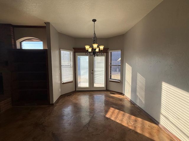 18509 Chestnut Oak Drive, Edmond, OK 73012