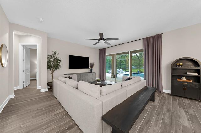 1118 LAKE HANNA DRIVE, Lutz, FL 33549
