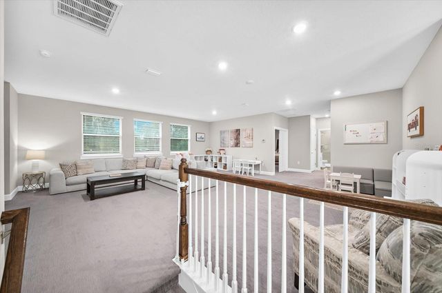 1118 LAKE HANNA DRIVE, Lutz, FL 33549