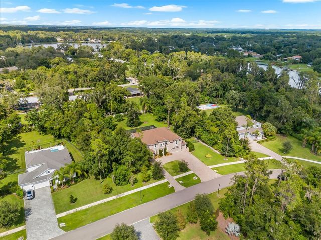 1118 LAKE HANNA DRIVE, Lutz, FL 33549
