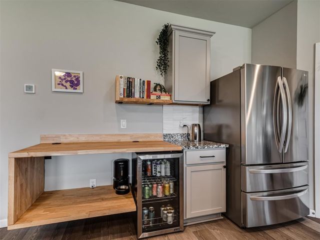 10417 SW 41st Place, Mustang, OK 73064