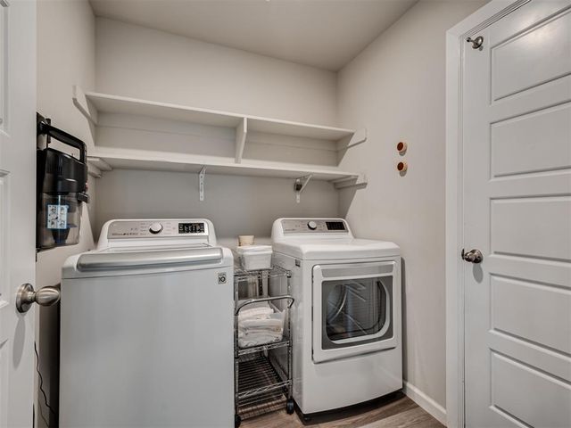 10417 SW 41st Place, Mustang, OK 73064
