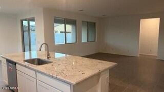 19020 W STELLA Avenue, Waddell, AZ 85355