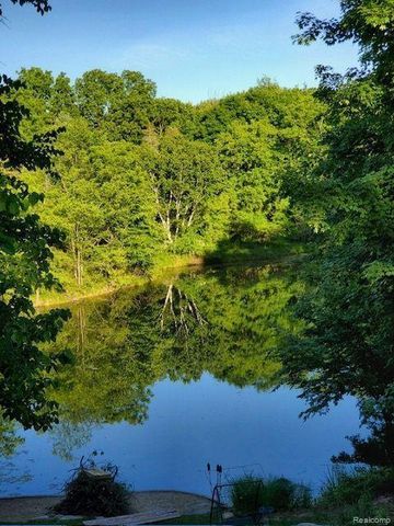 4693 Hegel Road, Goodrich, MI 48438