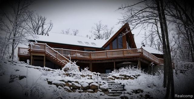 4693 Hegel Road, Goodrich, MI 48438