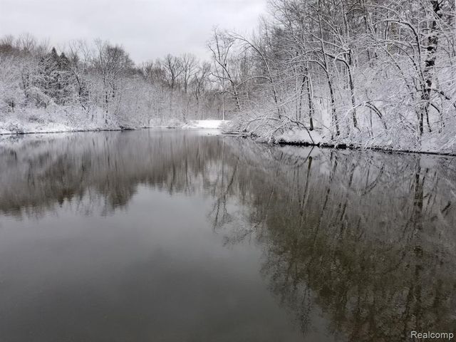 4693 Hegel Road, Goodrich, MI 48438