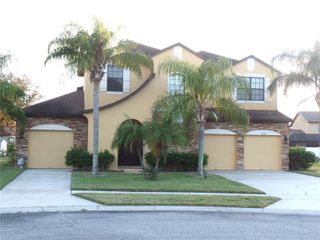 3240 PINEAPPLE ISLE DRIVE, Kissimmee, FL 34746