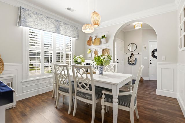 1820 Palmetto Isle Drive, Mount Pleasant, SC 29466