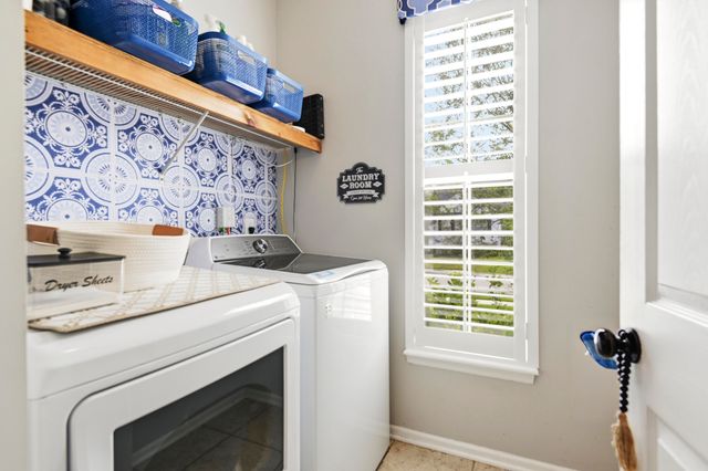 1820 Palmetto Isle Drive, Mount Pleasant, SC 29466