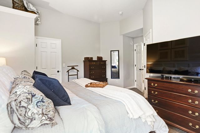 1820 Palmetto Isle Drive, Mount Pleasant, SC 29466