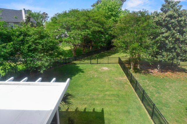 1820 Palmetto Isle Drive, Mount Pleasant, SC 29466