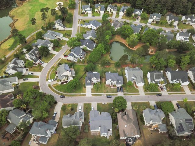 1820 Palmetto Isle Drive, Mount Pleasant, SC 29466