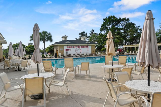 1820 Palmetto Isle Drive, Mount Pleasant, SC 29466