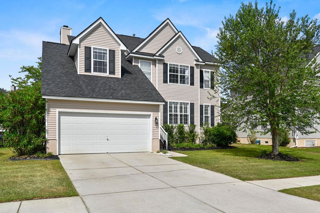 1820 Palmetto Isle Drive, Mount Pleasant, SC 29466