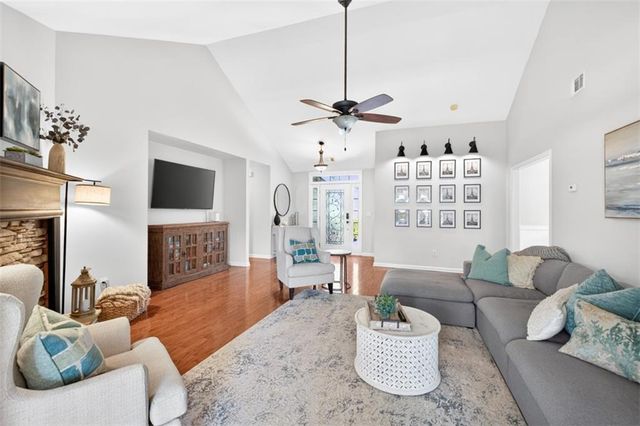 7910 Timberline Overlook, Cumming, GA 30041