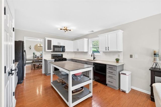 7910 Timberline Overlook, Cumming, GA 30041