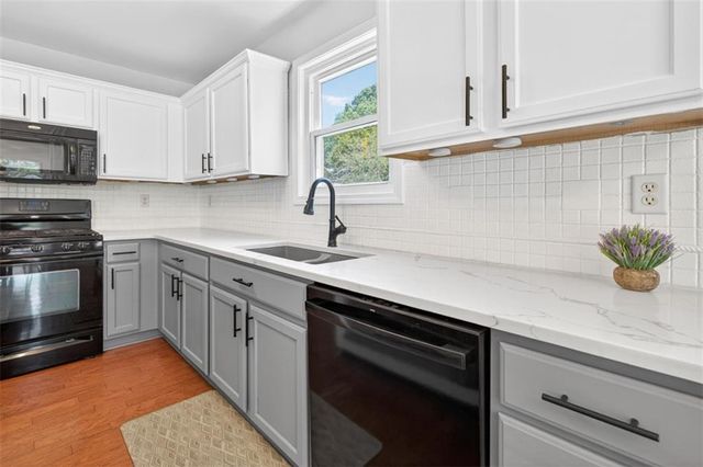 7910 Timberline Overlook, Cumming, GA 30041