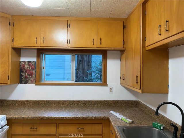 23719 Bowl Road, Crestline, CA 92325