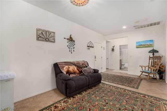 7927 Crested Starling Court, North Las Vegas, NV 89084