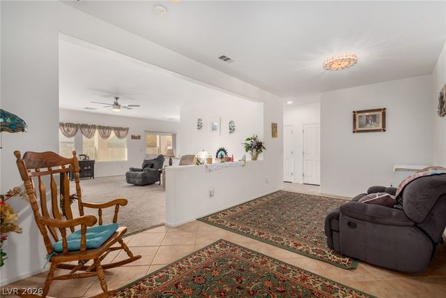 7927 Crested Starling Court, North Las Vegas, NV 89084