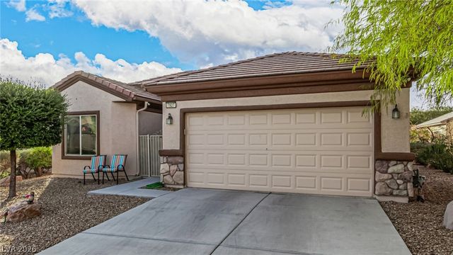 7927 Crested Starling Court, North Las Vegas, NV 89084