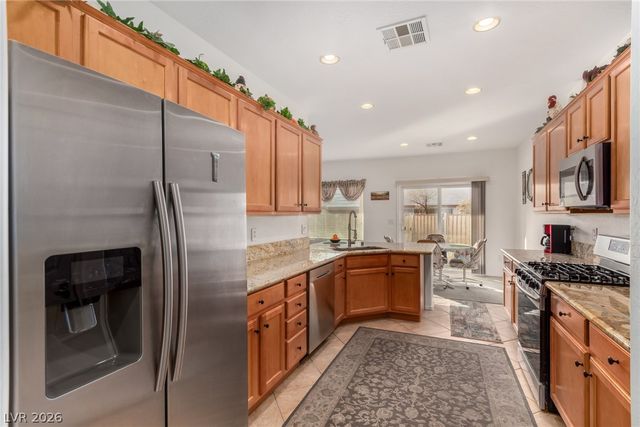 7927 Crested Starling Court, North Las Vegas, NV 89084