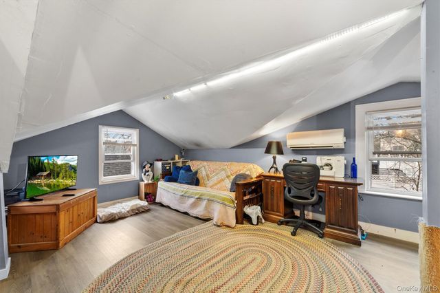 1408 Henry Avenue, Mamaroneck, NY 10543