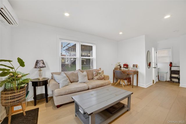 1408 Henry Avenue, Mamaroneck, NY 10543