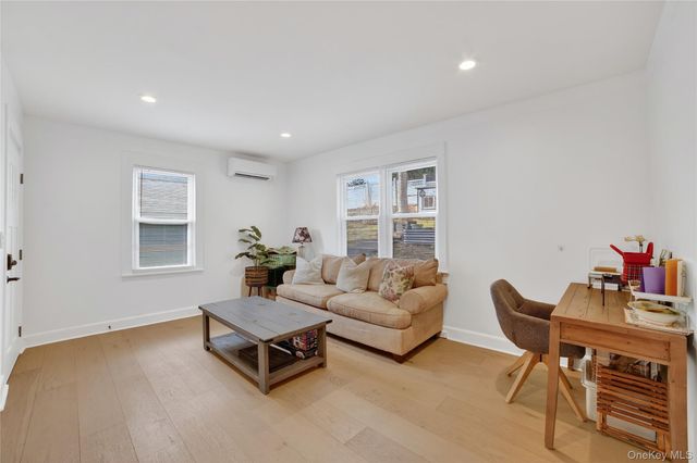 1408 Henry Avenue, Mamaroneck, NY 10543