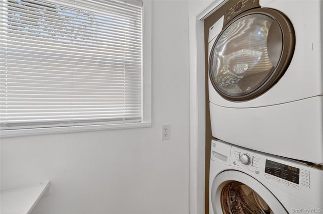 1408 Henry Avenue, Mamaroneck, NY 10543