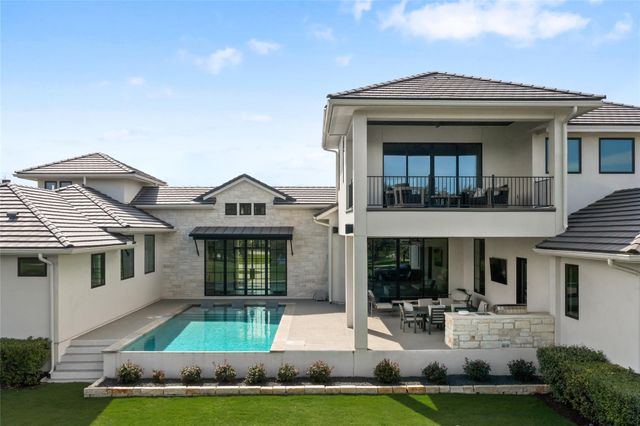 27009 Masters PKWY, Spicewood, TX 78669