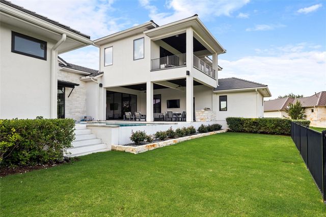 27009 Masters PKWY, Spicewood, TX 78669