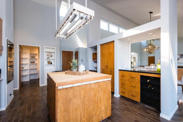 1 Rivers Edge Drive, Little Rock, AR 72227