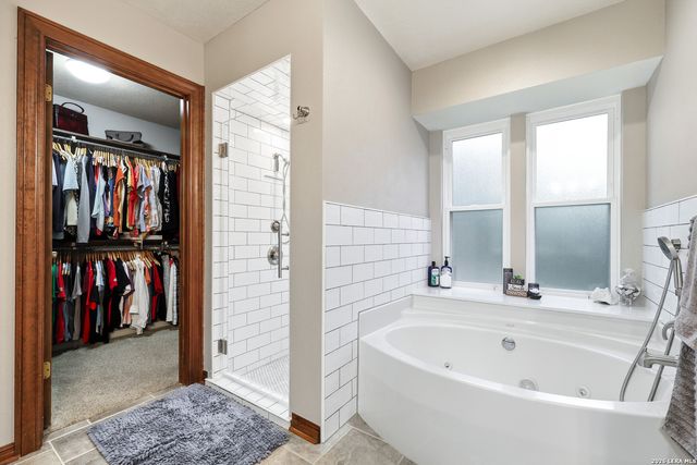 15662 DOVE MDW, San Antonio, TX 78248