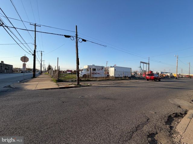 3800 E THOMPSON ST, Philadelphia, PA 19137