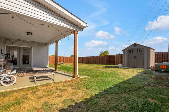 105 Friendly Avenue, Nicholasville, KY 40356