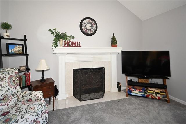 539 Lauren Street, Liberty, MO 64068