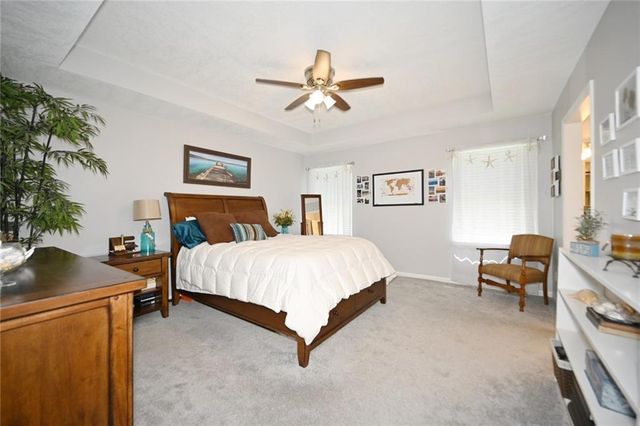 539 Lauren Street, Liberty, MO 64068