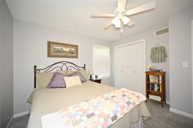 539 Lauren Street, Liberty, MO 64068