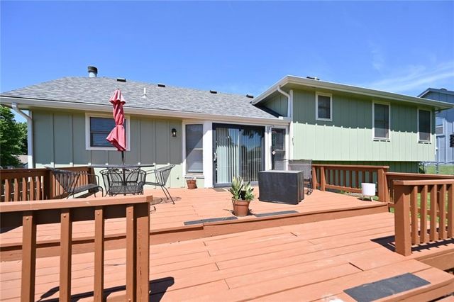 539 Lauren Street, Liberty, MO 64068