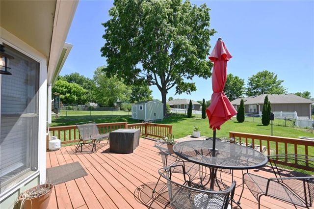539 Lauren Street, Liberty, MO 64068
