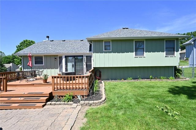 539 Lauren Street, Liberty, MO 64068