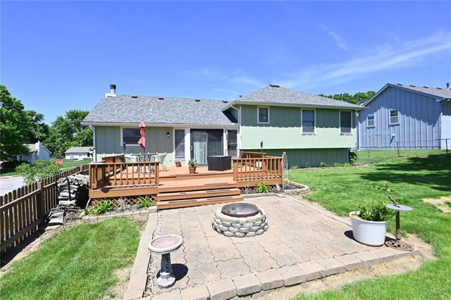 539 Lauren Street, Liberty, MO 64068