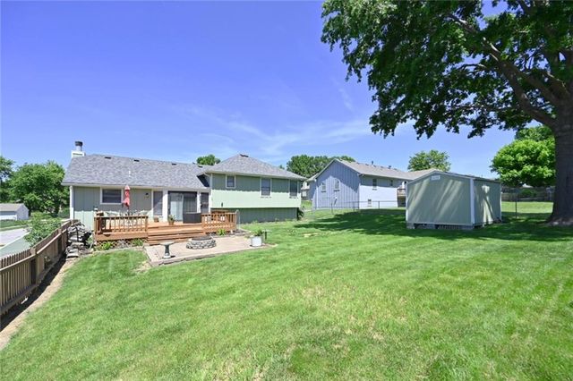 539 Lauren Street, Liberty, MO 64068