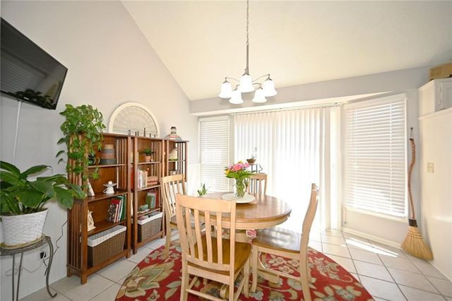 539 Lauren Street, Liberty, MO 64068
