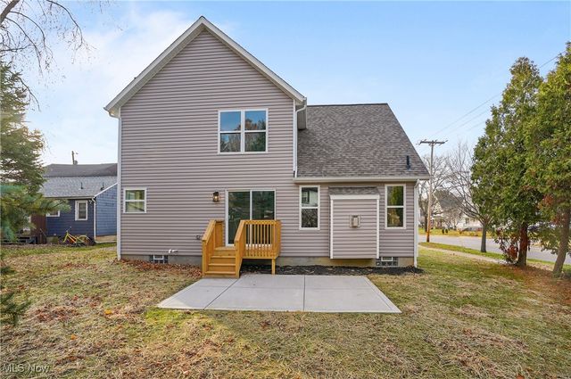 170 N Prospect Street, Ravenna, OH 44266