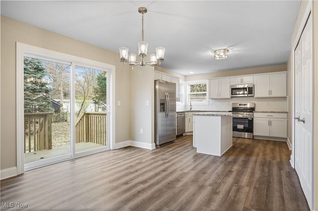 170 N Prospect Street, Ravenna, OH 44266